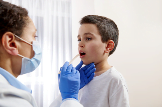 3 investigații medicale pe care copilul tău ar trebui să le facă anual